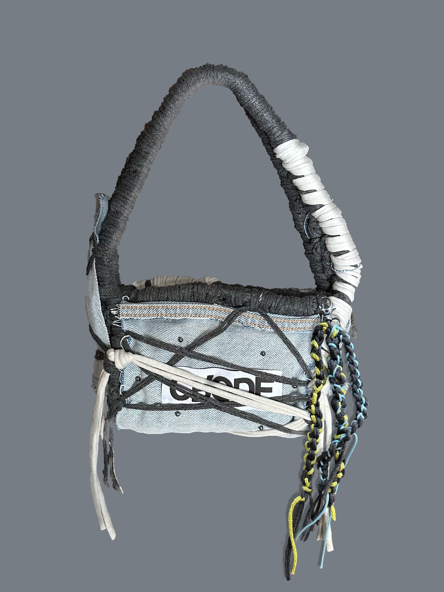 001 keychain